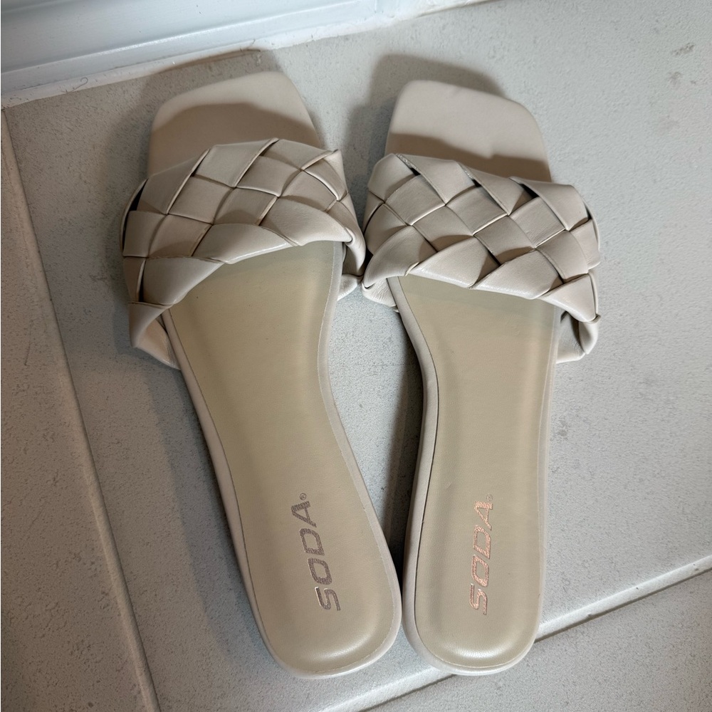 Soda Braided Slide Sandals in Cream